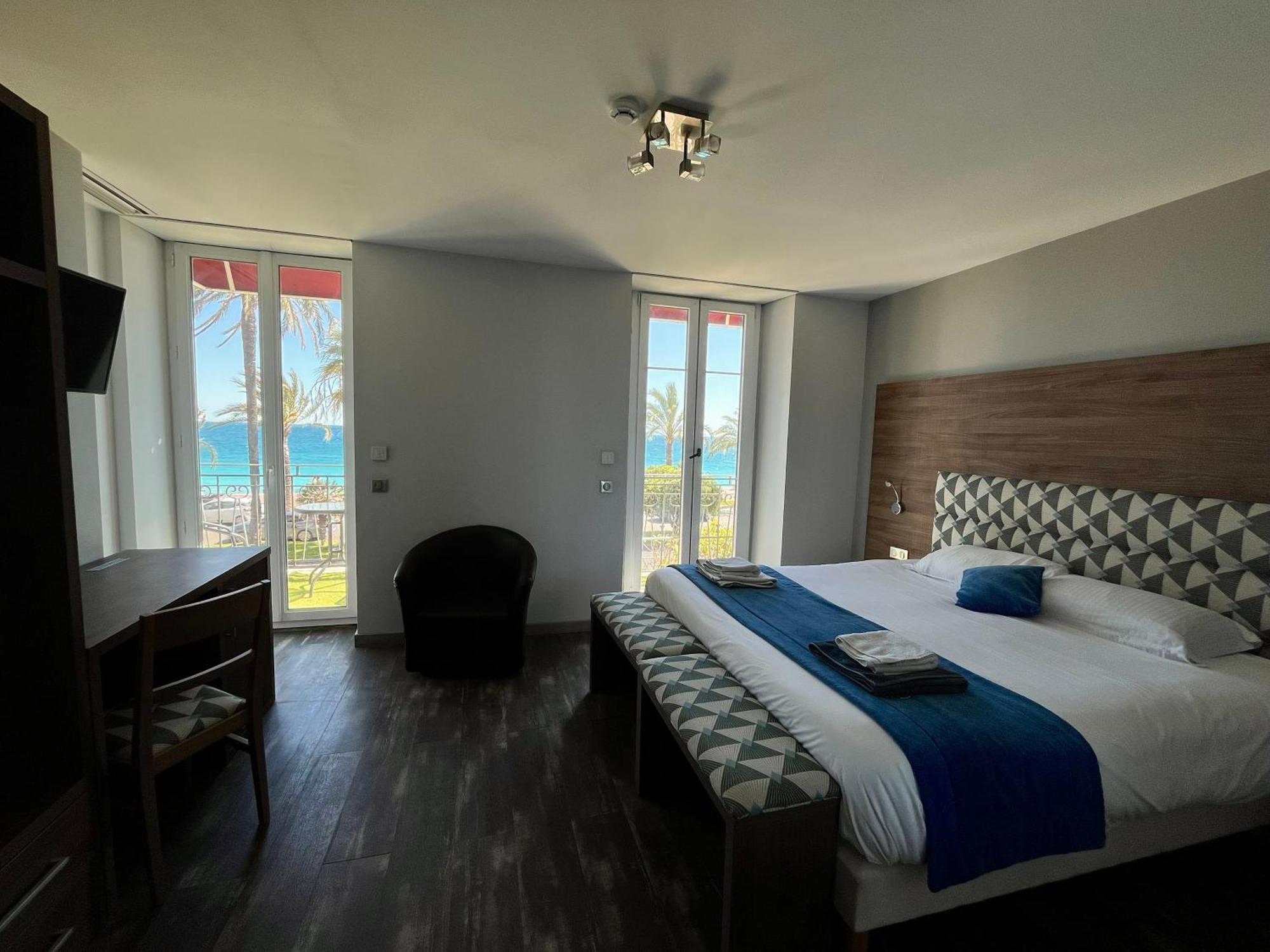 Hotel Flots D'Azur Promenade Des Anglais Niza Exterior foto