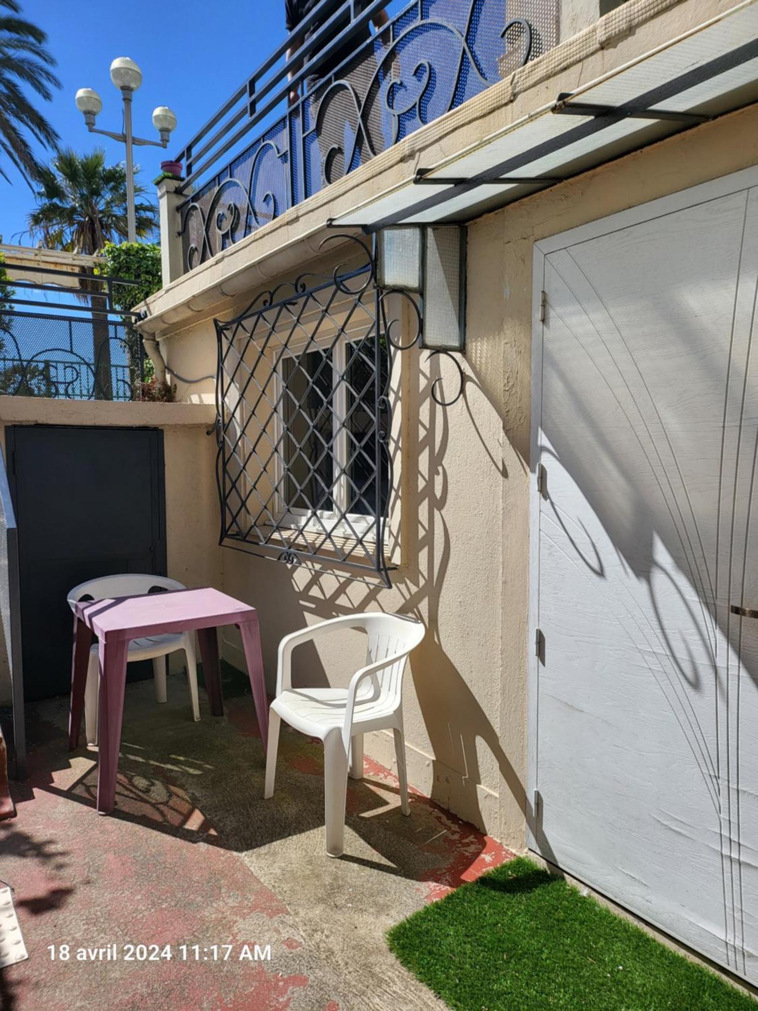 Hotel Flots D'Azur Promenade Des Anglais Niza Exterior foto