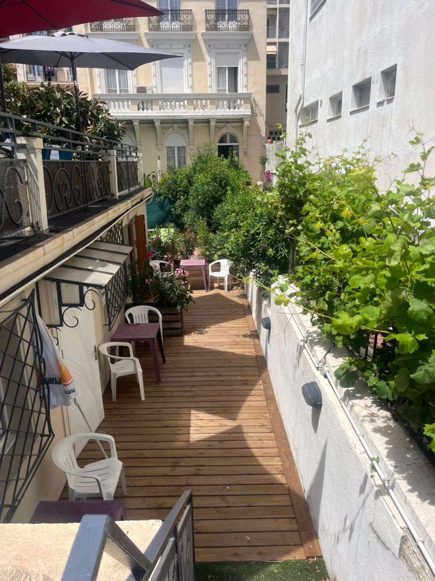Hotel Flots D'Azur Promenade Des Anglais Niza Exterior foto