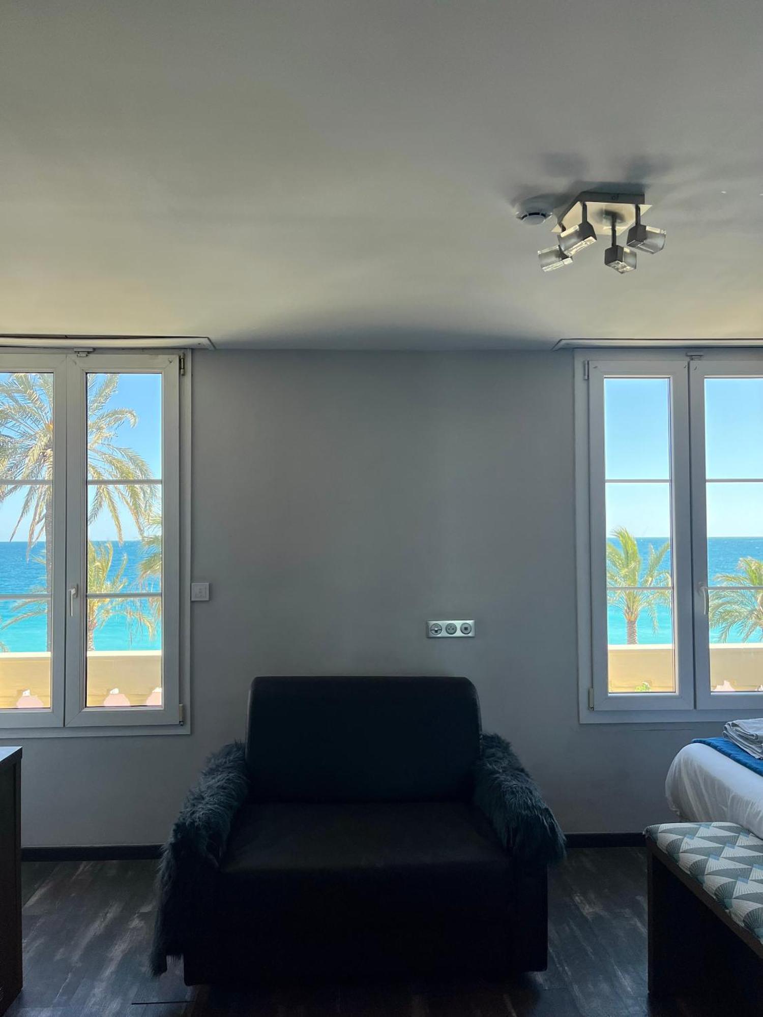 Hotel Flots D'Azur Promenade Des Anglais Niza Habitación foto