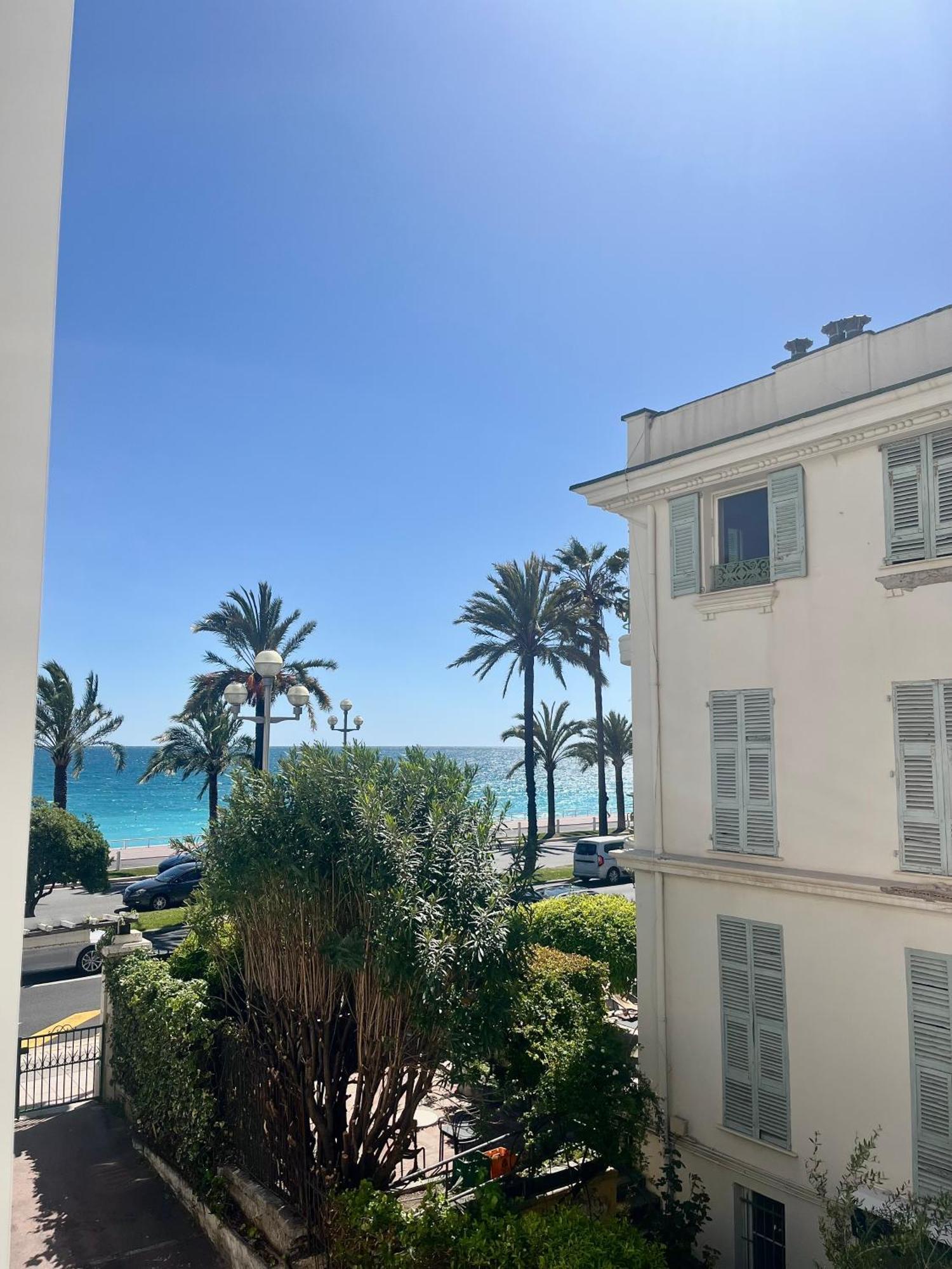 Hotel Flots D'Azur Promenade Des Anglais Niza Habitación foto